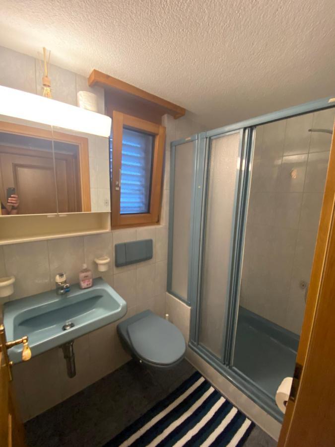 Haus Wiggis Apartment Netstal Luaran gambar